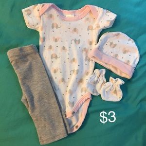 ❤️Baby Girls 0-3 Outfit❤️